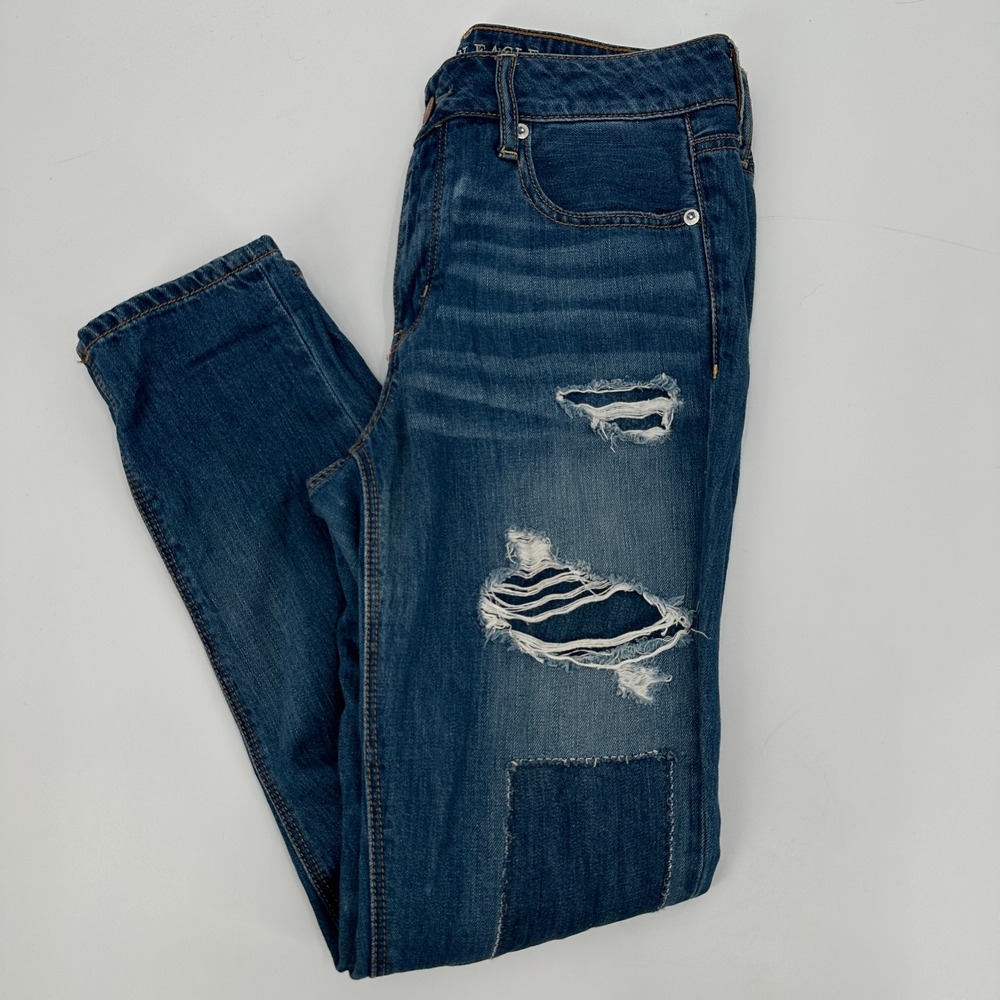 American Eagle Outfitters Tomgirl Distressed Ripped Patchwork Jeans Women Size 2